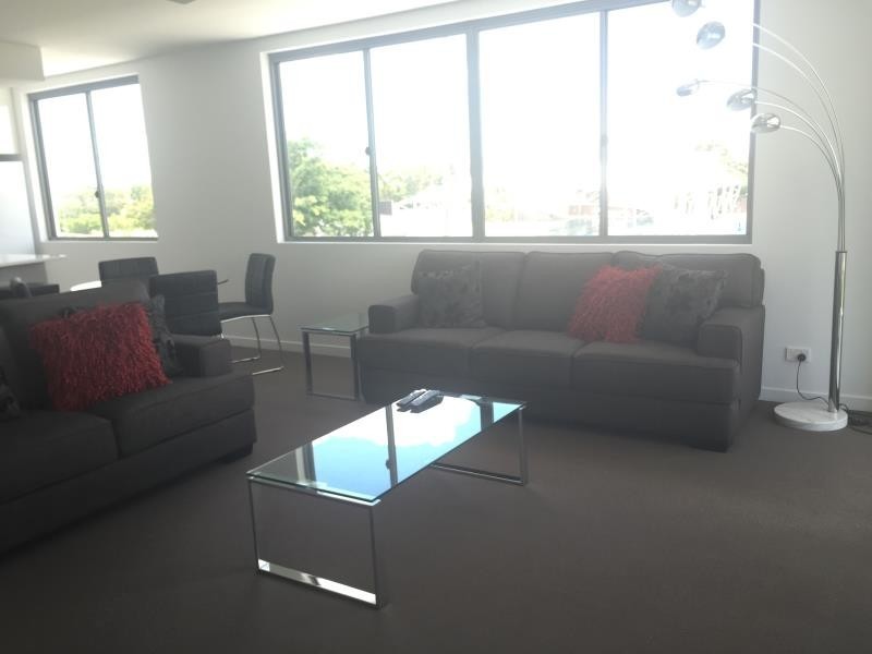 204/2-4 Victoria Parade, Rockhampton City QLD 4700